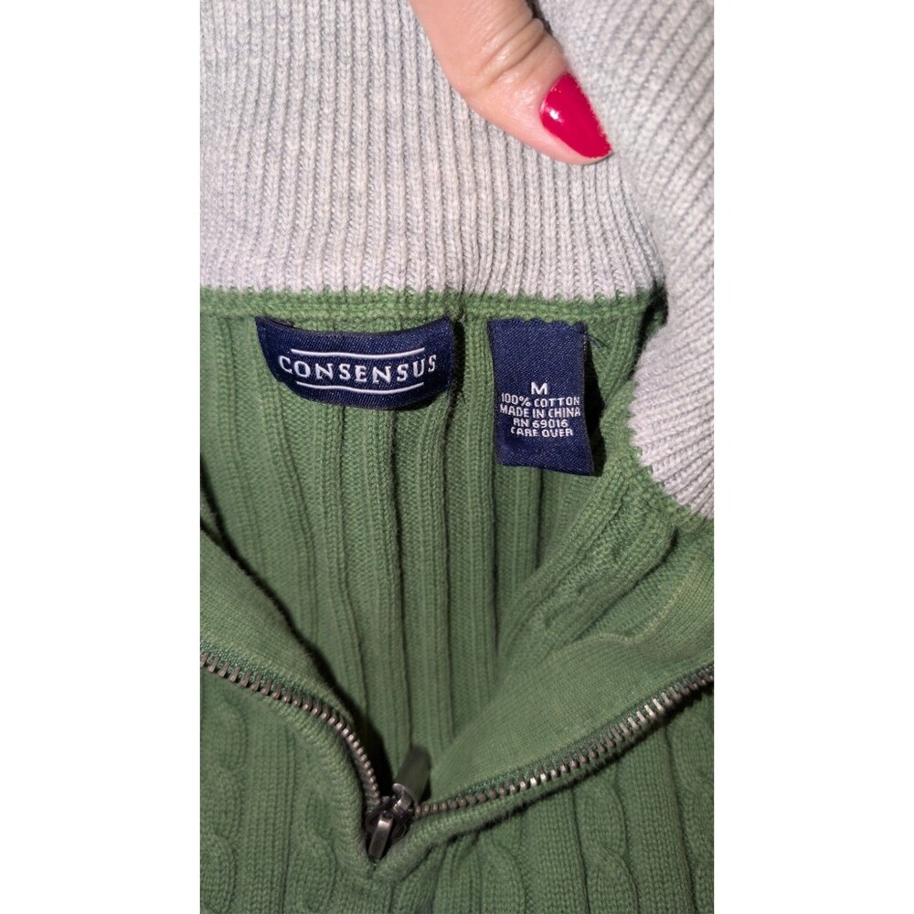 Consensus Green Long Sleeve Sweater Size Medium Warm Winter Sweater Snug V Neck